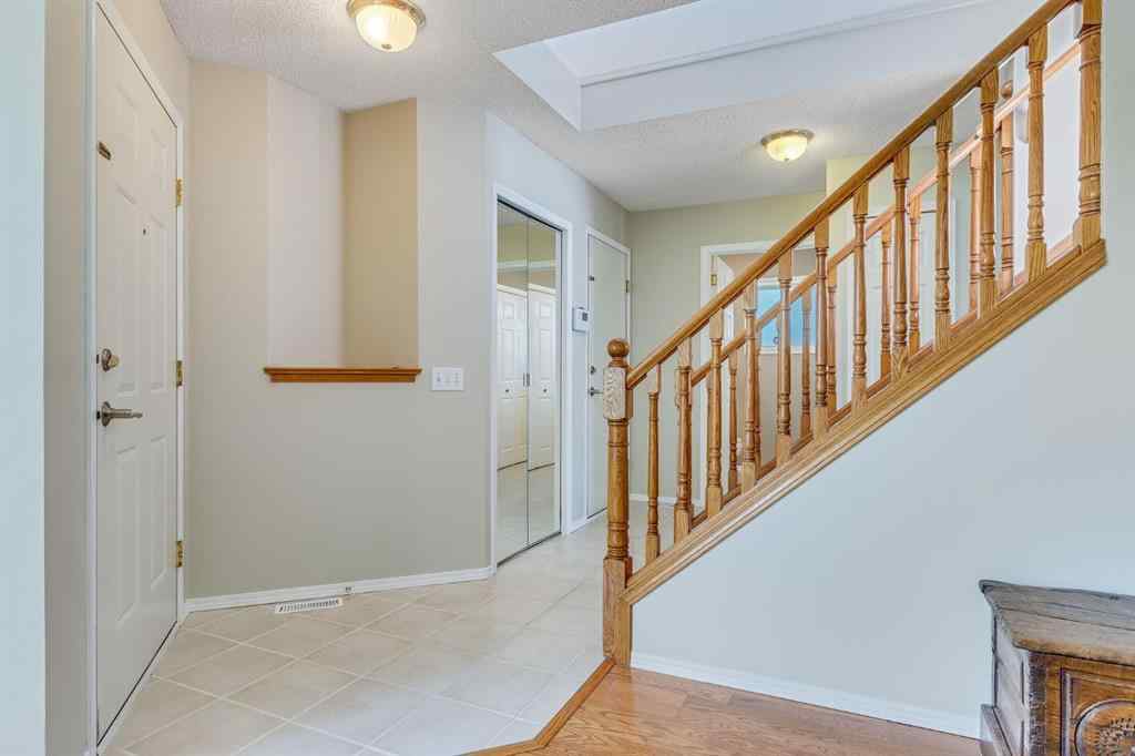 MLS® A2257850 - 26 River Rock Crescent SE in Riverbend Calgary, Residential