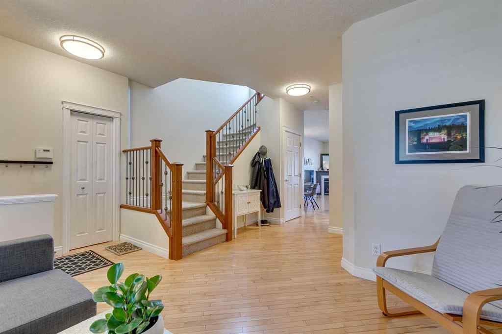 MLS® A2257855 - 2217 16 Street SE in Inglewood Calgary, Residential