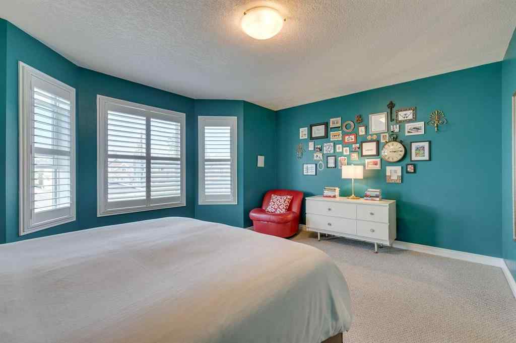 MLS® A2257855 - 2217 16 Street SE in Inglewood Calgary, Residential