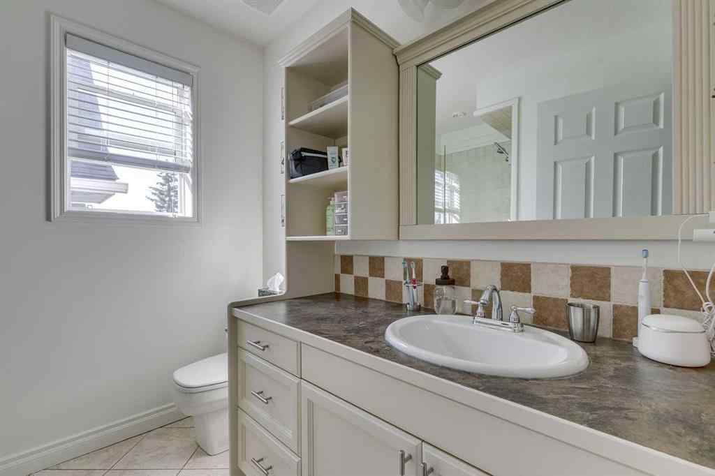 MLS® A2257855 - 2217 16 Street SE in Inglewood Calgary, Residential