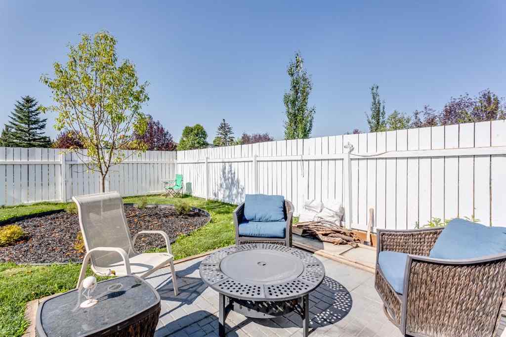 MLS® A2257856 - 828 Pioneer Drive  in NONE Irricana, Residential