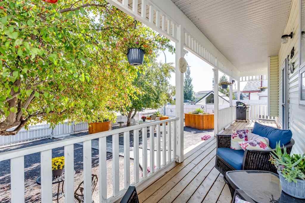 MLS® A2257856 - 828 Pioneer Drive  in NONE Irricana, Residential