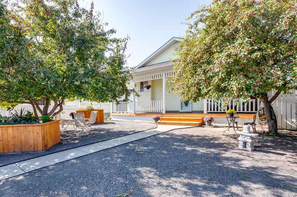 MLS® A2257856 - 828 Pioneer Drive  in NONE Irricana, Residential