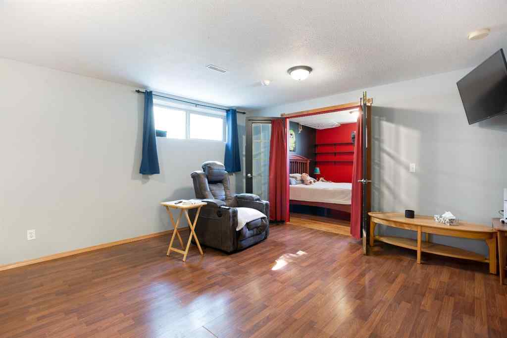 MLS® A2257856 - 828 Pioneer Drive  in NONE Irricana, Residential