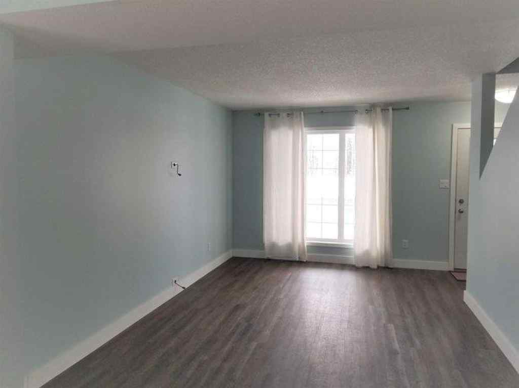 MLS® A2257859 - 130 Maurer Drive  in Hardisty Hinton, Rental