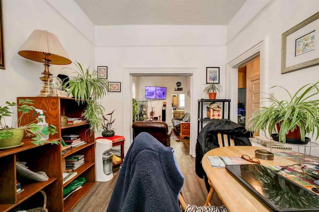 MLS® A2257862 - 612 6 Street S in London Road Lethbridge, Residential
