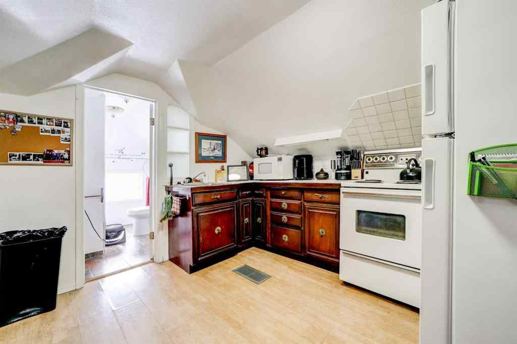 MLS® A2257862 - 612 6 Street S in London Road Lethbridge, Residential
