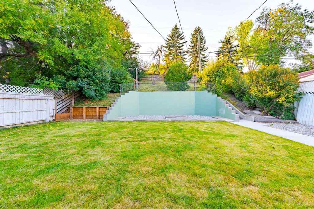 MLS® A2257870 - 28 Henefer Road SW in Haysboro Calgary, Residential