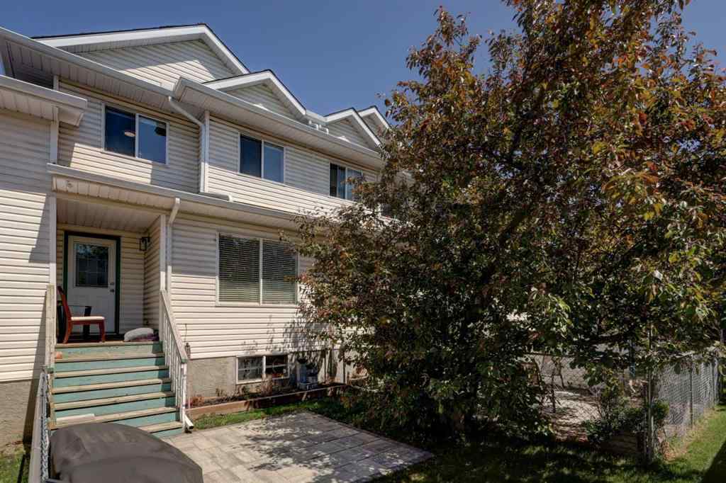 MLS® A2257871 - 112 Martin Crossing Court NE in Martindale Calgary, Residential