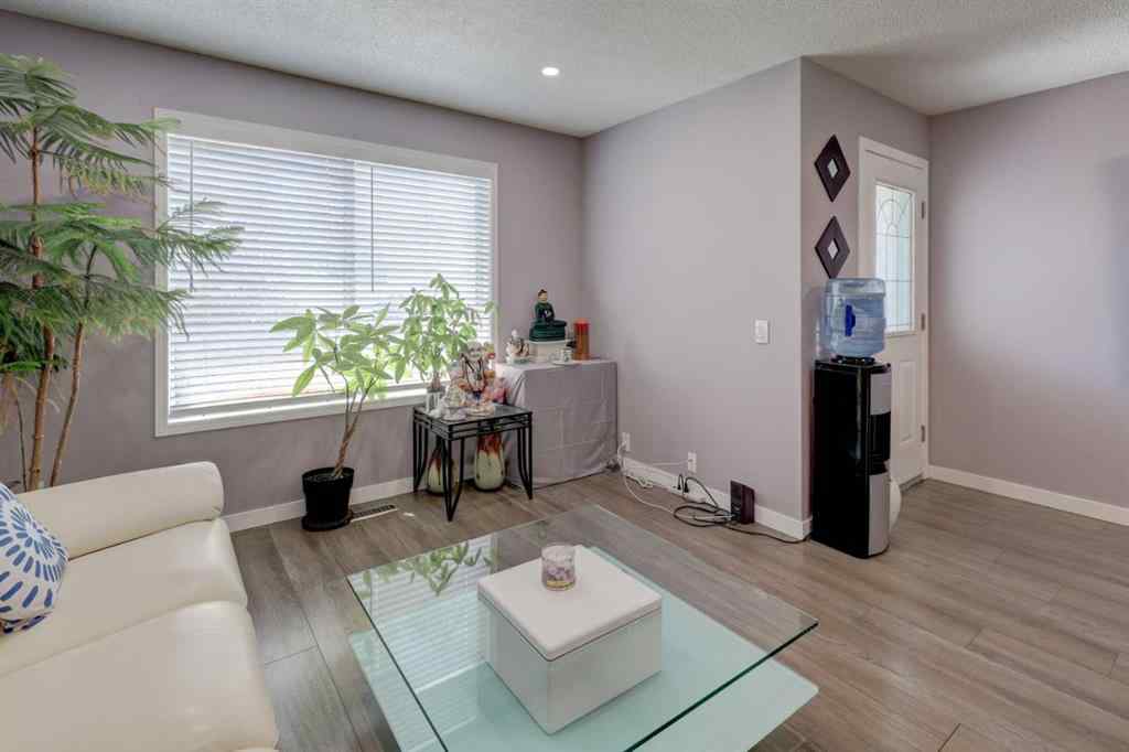 MLS® A2257871 - 112 Martin Crossing Court NE in Martindale Calgary, Residential