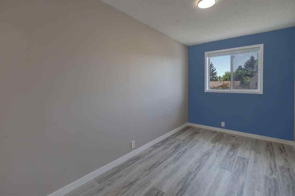 MLS® A2257871 - 112 Martin Crossing Court NE in Martindale Calgary, Residential