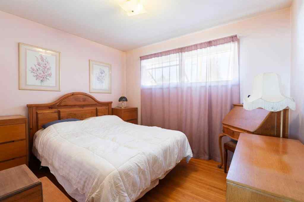MLS® A2257874 - 7611 5 Street SW in Kingsland Calgary, Residential
