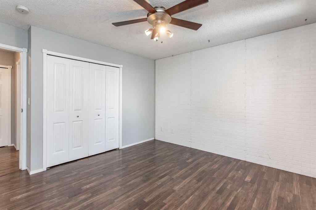 MLS® A2257883 - 70 Ellenwood Drive  in Eastview Estates Red Deer, Residential