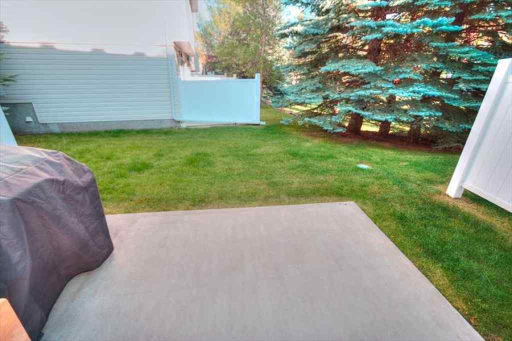 MLS® A2257884 - 147 Somervale Park SW in Somerset Calgary, Residential