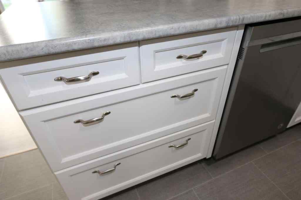 MLS® A2257884 - 147 Somervale Park SW in Somerset Calgary, Residential