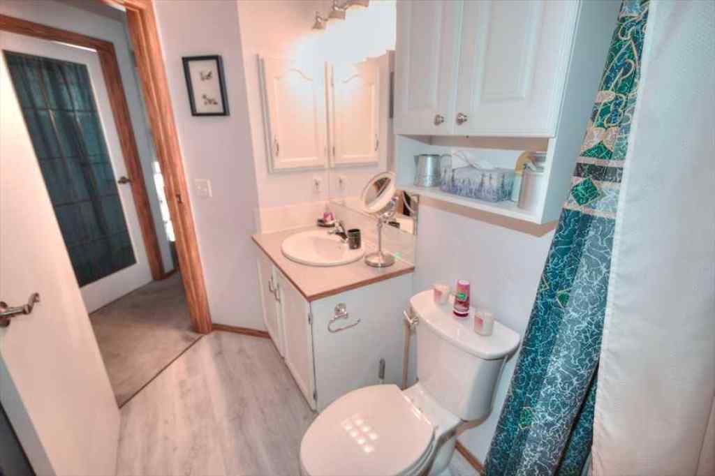 MLS® A2257884 - 147 Somervale Park SW in Somerset Calgary, Residential