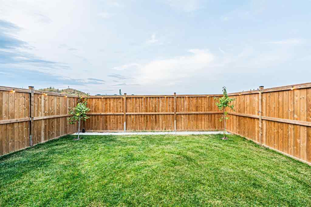 MLS® A2257887 - 112 Midtown Close SW in Midtown Airdrie, Residential