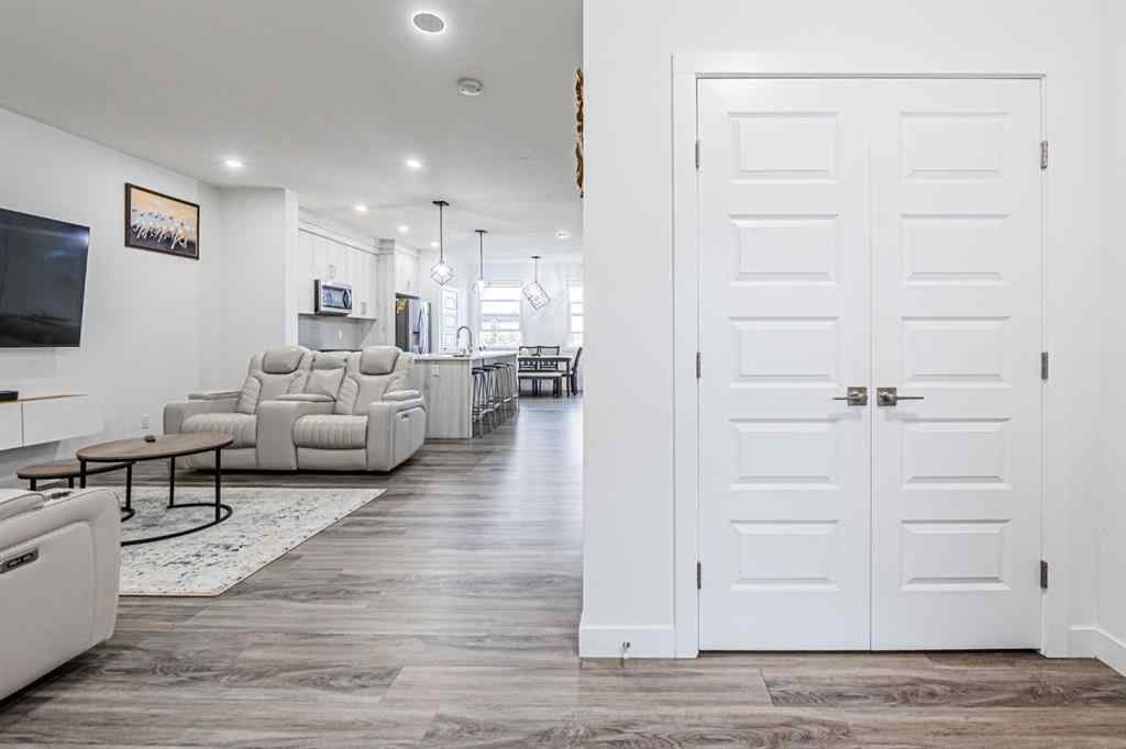MLS® A2257887 - 112 Midtown Close SW in Midtown Airdrie, Residential