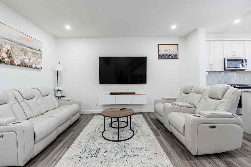 MLS® A2257887 - 112 Midtown Close SW in Midtown Airdrie, Residential