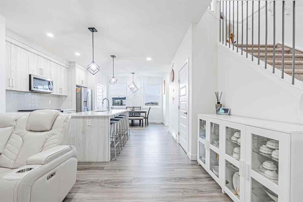 MLS® A2257887 - 112 Midtown Close SW in Midtown Airdrie, Residential