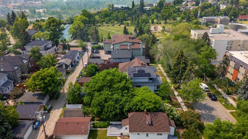 MLS® A2257896 - 221 5 Avenue NE in Crescent Heights Calgary, Residential