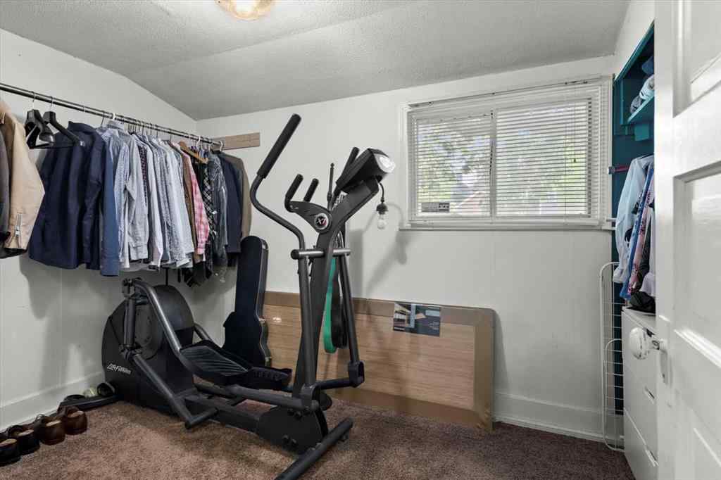 MLS® A2257896 - 221 5 Avenue NE in Crescent Heights Calgary, Residential