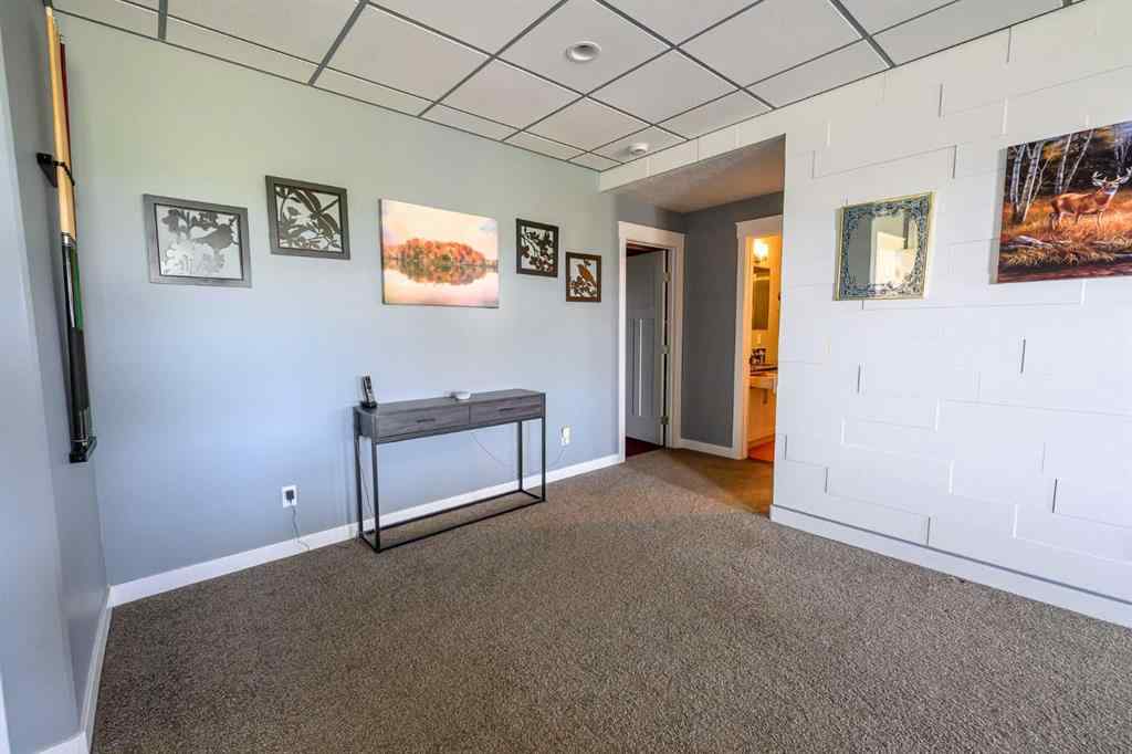 MLS® A2257905 - 7041 85 Street  in Signature Falls Grande Prairie, Residential