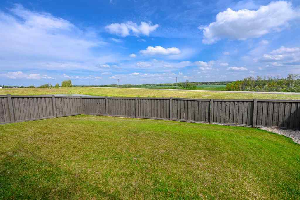 MLS® A2257905 - 7041 85 Street  in Signature Falls Grande Prairie, Residential