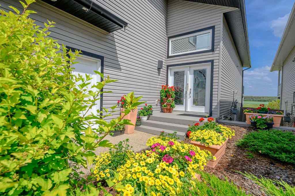 MLS® A2257905 - 7041 85 Street  in Signature Falls Grande Prairie, Residential