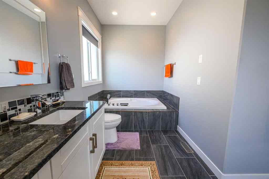 MLS® A2257905 - 7041 85 Street  in Signature Falls Grande Prairie, Residential