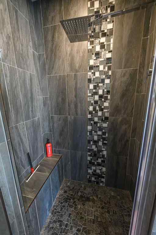 MLS® A2257905 - 7041 85 Street  in Signature Falls Grande Prairie, Residential