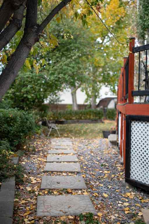 MLS® A2257911 - 22 Greenview Crescent  in Green Meadow Strathmore, Residential