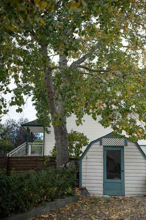 MLS® A2257911 - 22 Greenview Crescent  in Green Meadow Strathmore, Residential