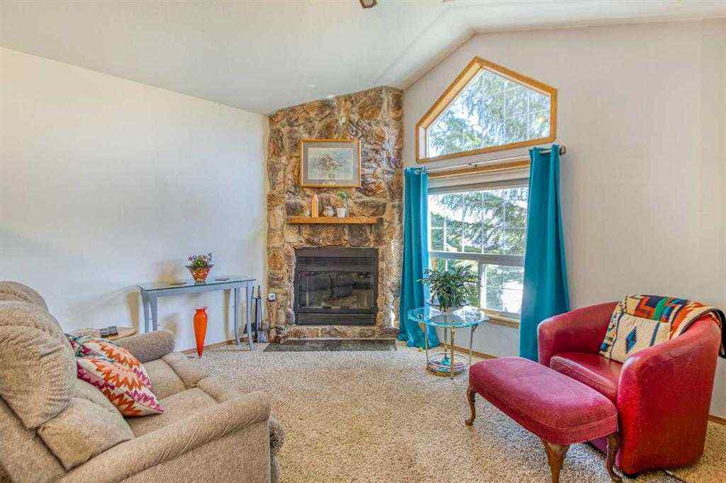 MLS® A2257911 - 22 Greenview Crescent  in Green Meadow Strathmore, Residential