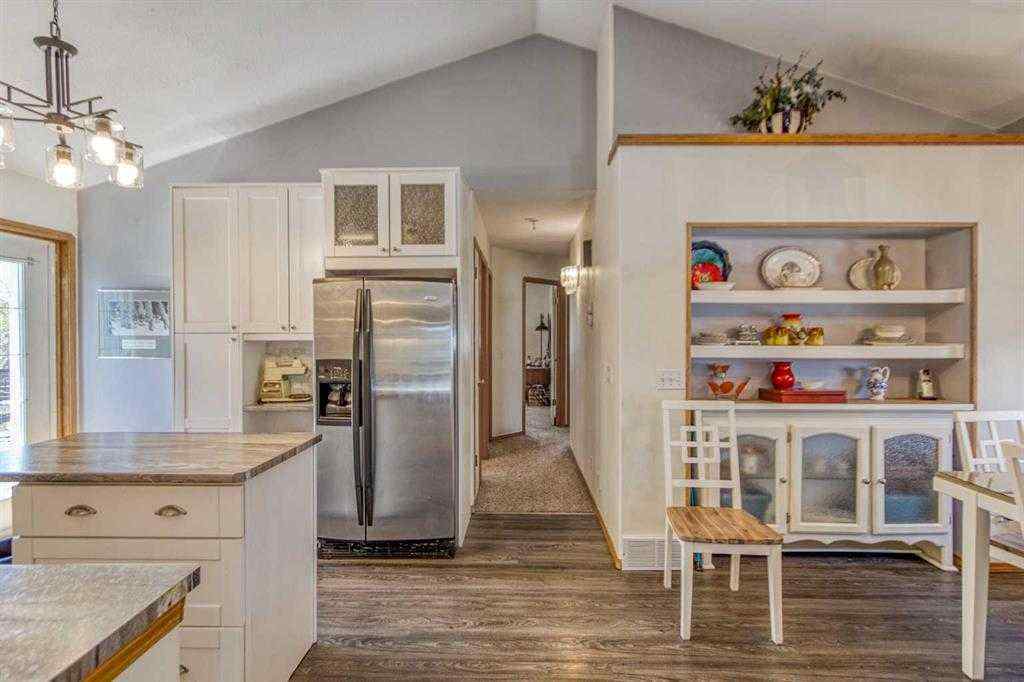 MLS® A2257911 - 22 Greenview Crescent  in Green Meadow Strathmore, Residential