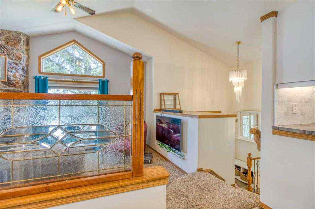 MLS® A2257911 - 22 Greenview Crescent  in Green Meadow Strathmore, Residential