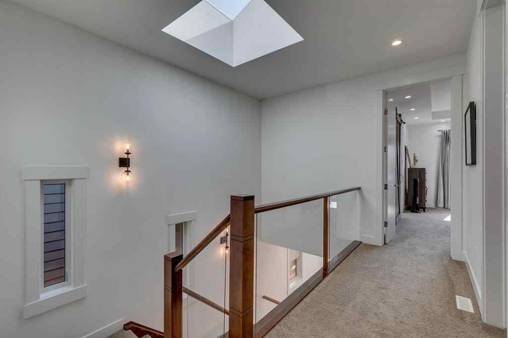 MLS® A2257912 - 449 26 Avenue NW in Mount Pleasant Calgary, Residential