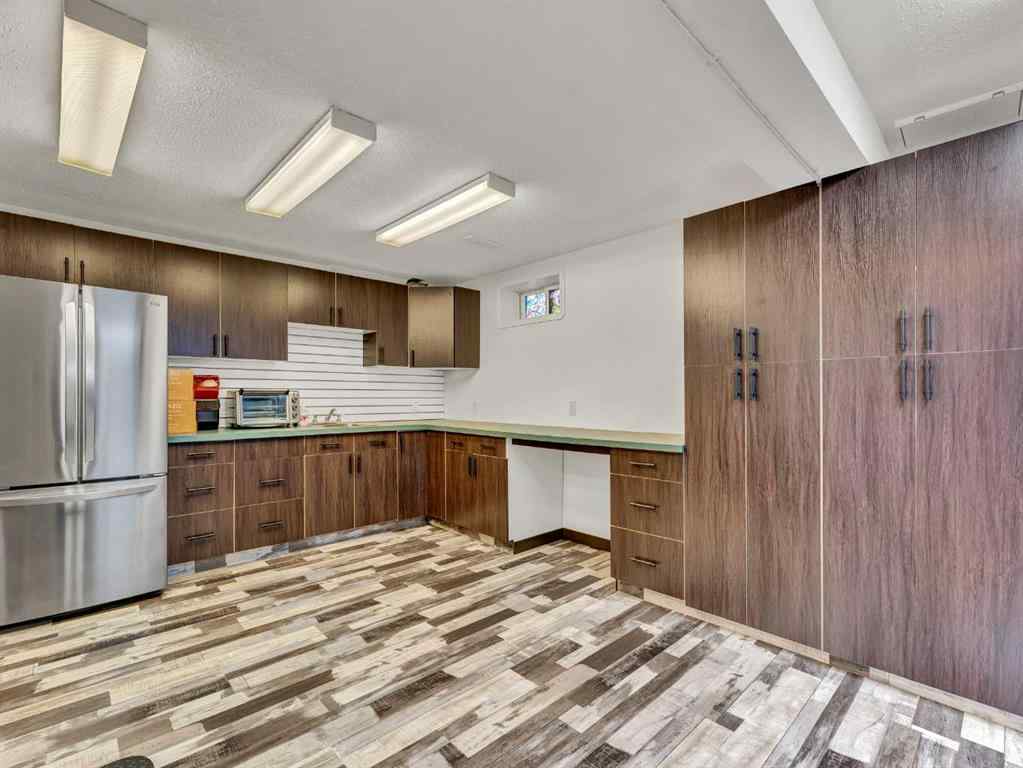 MLS® A2257920 - 1630 31 Street SE in Crestwood-Norwood Medicine Hat, Residential