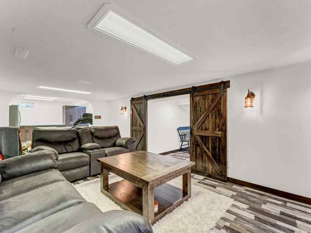 MLS® A2257920 - 1630 31 Street SE in Crestwood-Norwood Medicine Hat, Residential