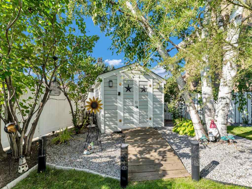 MLS® A2257920 - 1630 31 Street SE in Crestwood-Norwood Medicine Hat, Residential