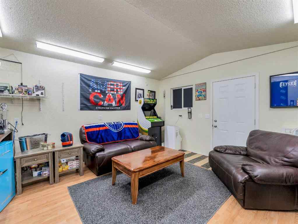 MLS® A2257920 - 1630 31 Street SE in Crestwood-Norwood Medicine Hat, Residential