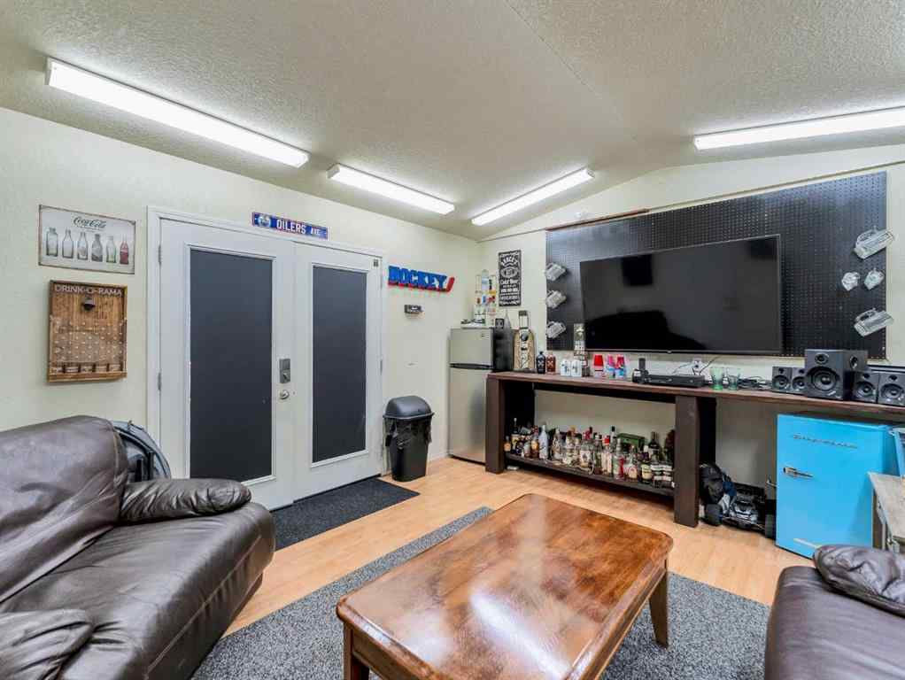 MLS® A2257920 - 1630 31 Street SE in Crestwood-Norwood Medicine Hat, Residential