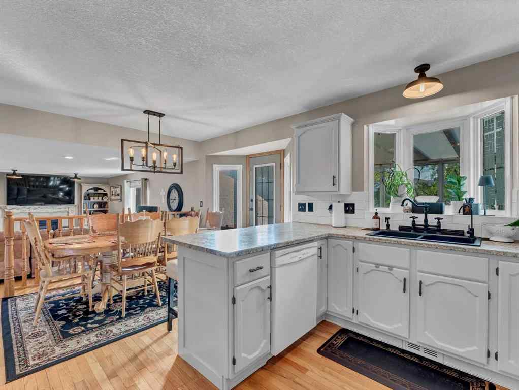 MLS® A2257920 - 1630 31 Street SE in Crestwood-Norwood Medicine Hat, Residential