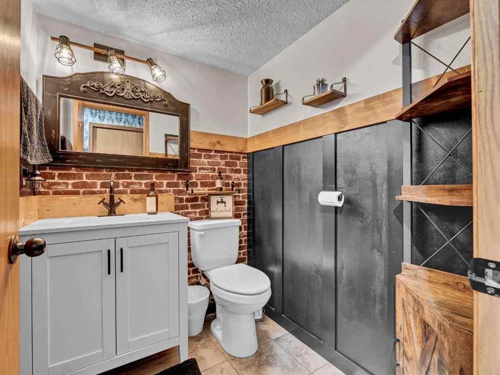 MLS® A2257920 - 1630 31 Street SE in Crestwood-Norwood Medicine Hat, Residential