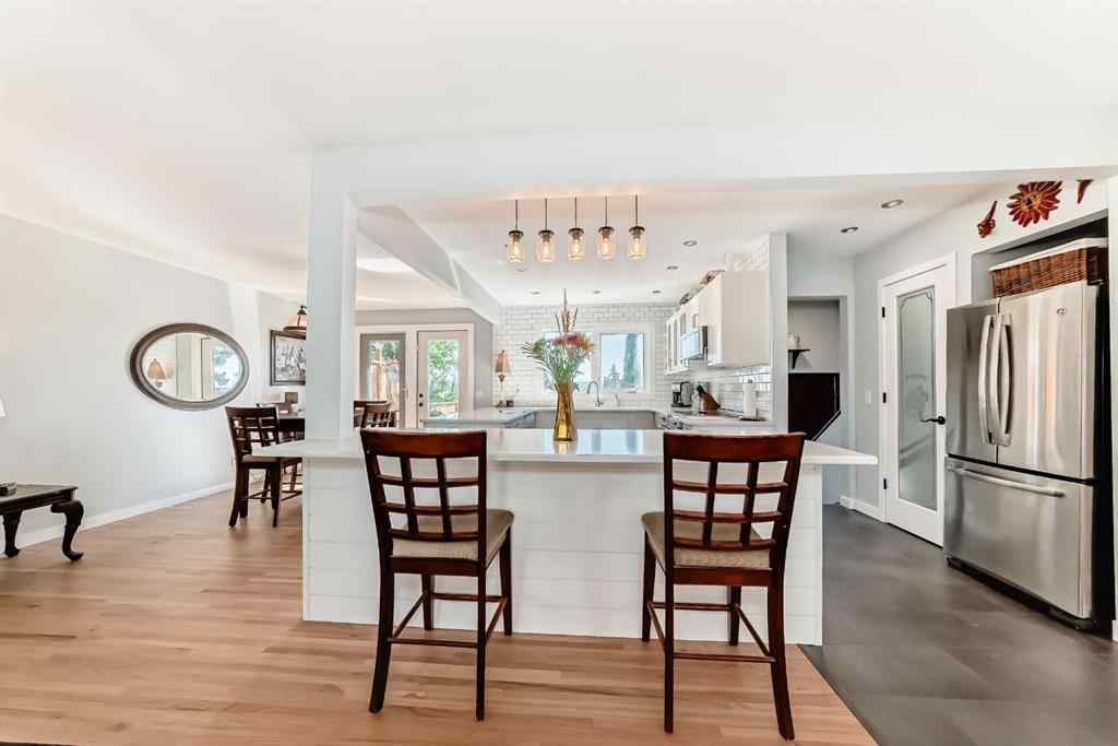 MLS® A2257925 - 132 Silver Ridge Rise NW in Silver Springs Calgary, Residential