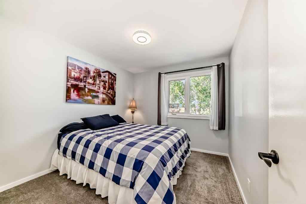 MLS® A2257925 - 132 Silver Ridge Rise NW in Silver Springs Calgary, Residential