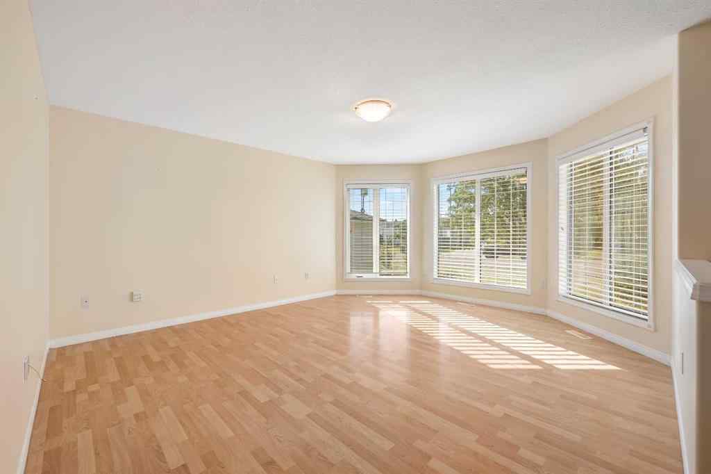 MLS® A2257926 - 4926 51 Avenue  in NONE Kitscoty, Residential