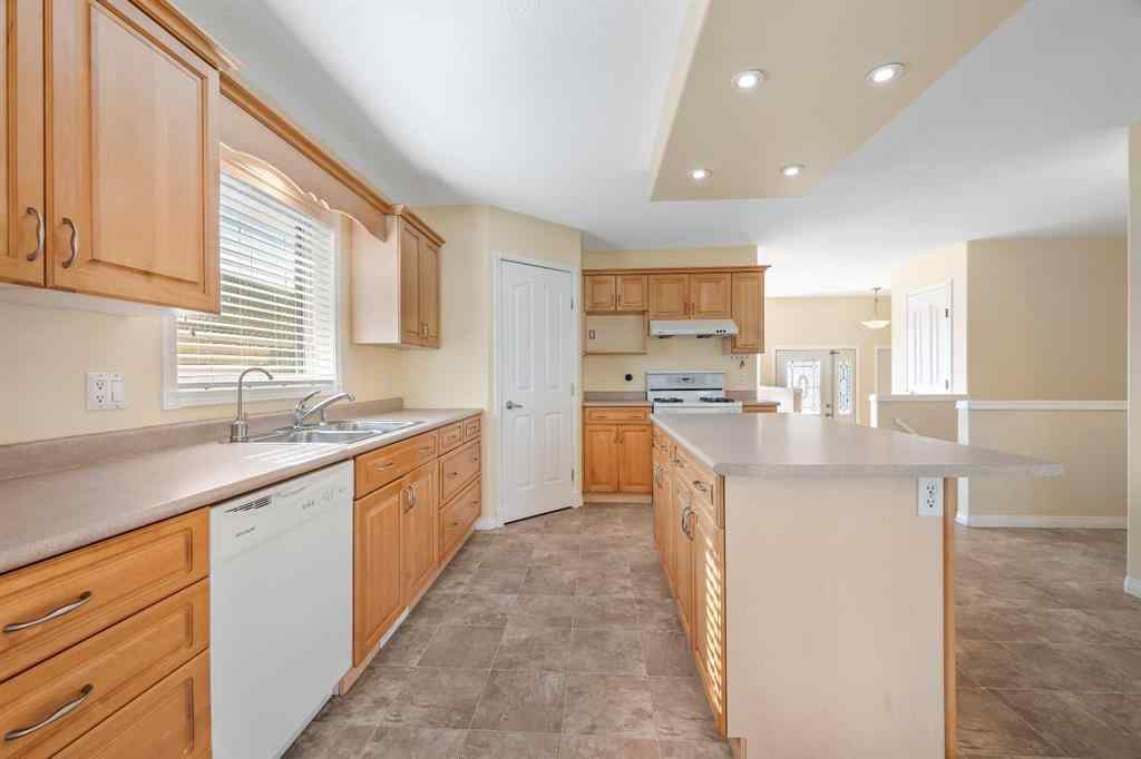 MLS® A2257926 - 4926 51 Avenue  in NONE Kitscoty, Residential