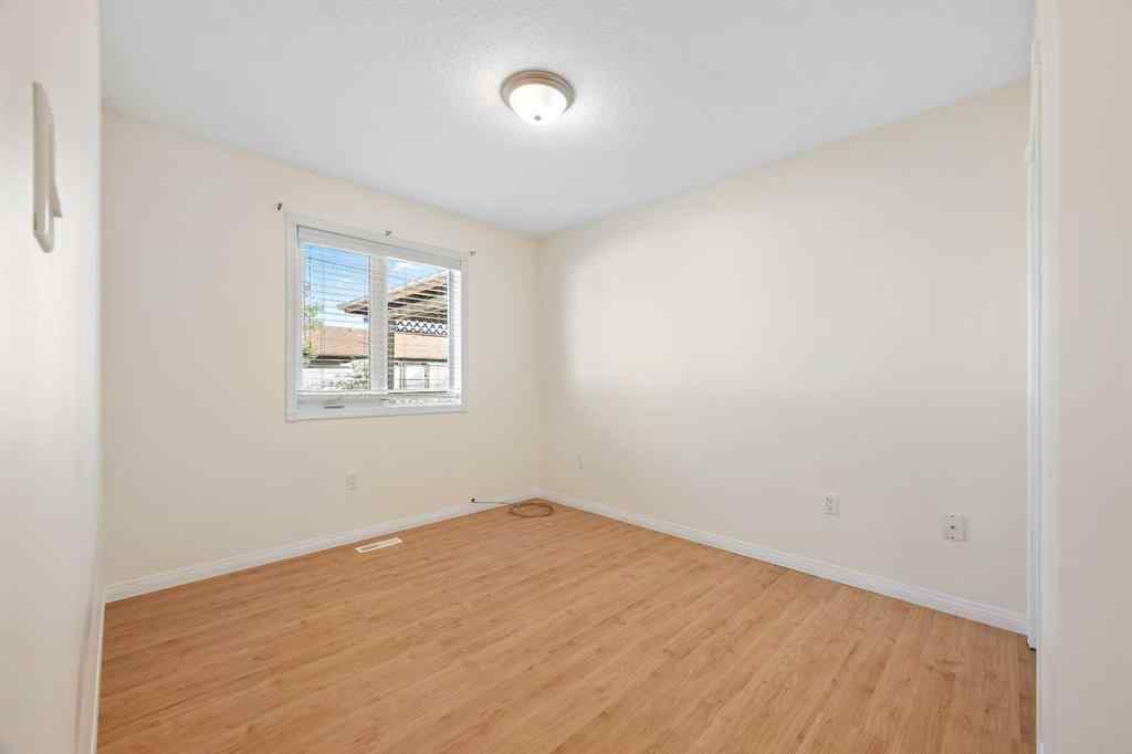 MLS® A2257926 - 4926 51 Avenue  in NONE Kitscoty, Residential