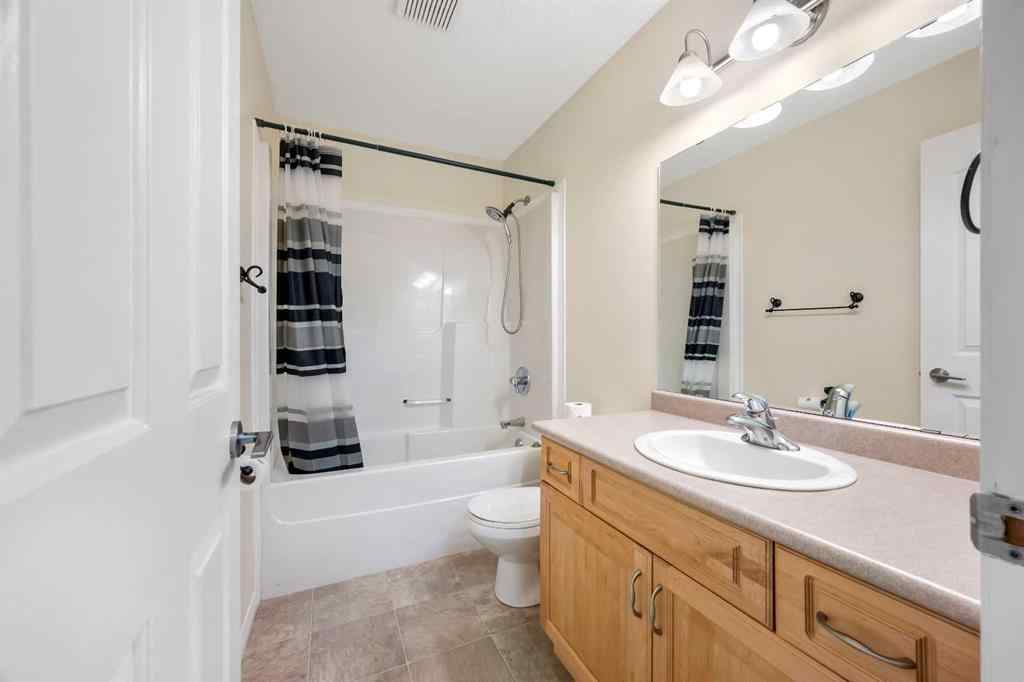 MLS® A2257926 - 4926 51 Avenue  in NONE Kitscoty, Residential